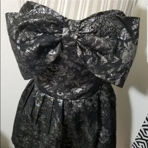 SOLD Closet Closing!⏳ Forever 21 | Brocade Dress